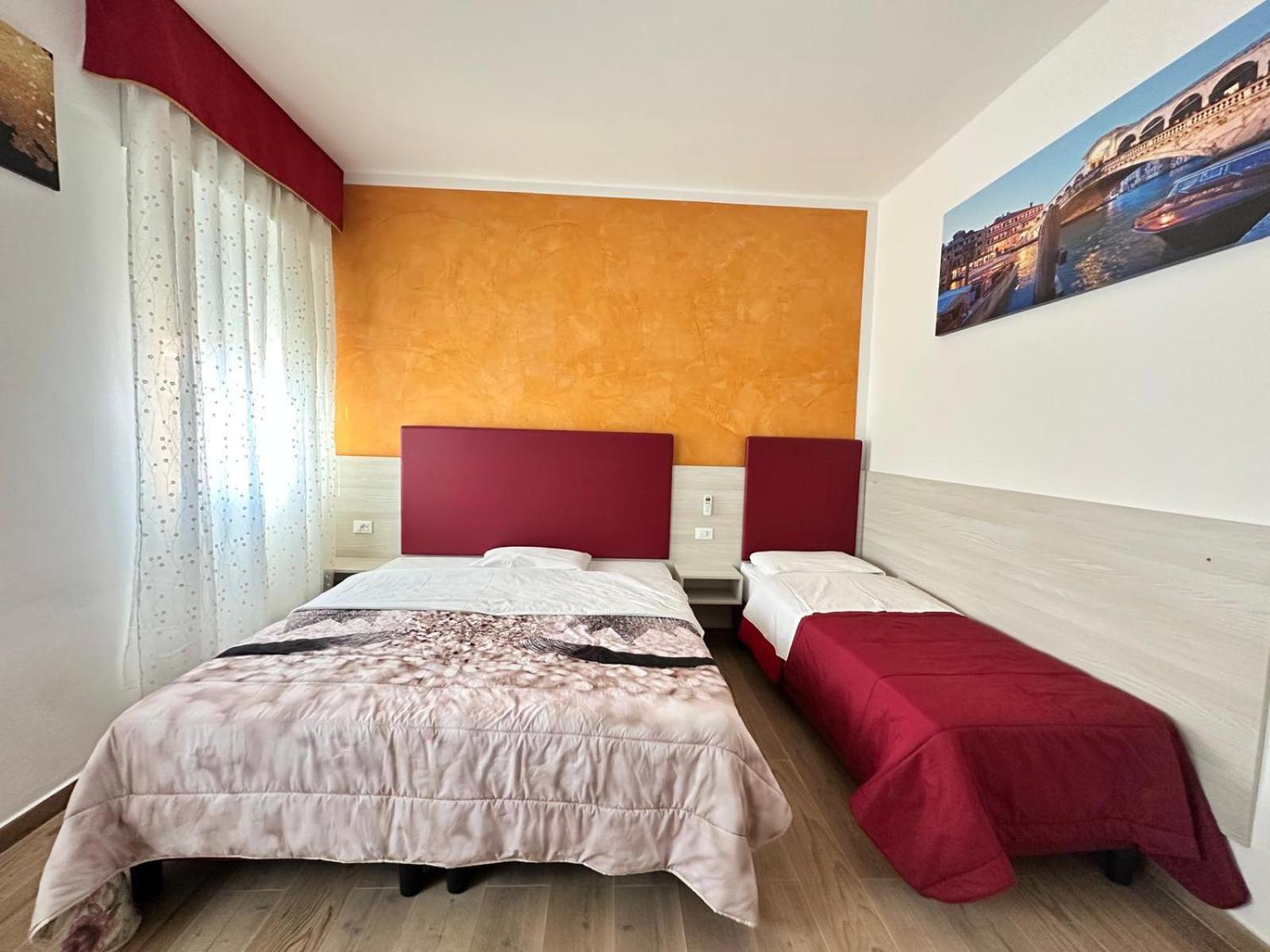 Vacation Venice Rooms Mestre Luaran gambar